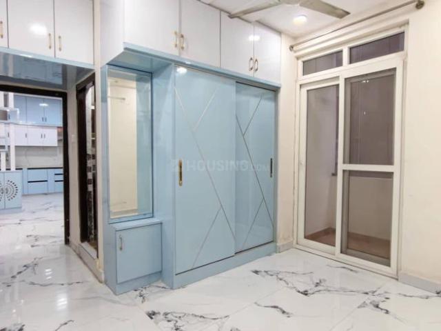 2 BHK Apartment in Miyapur for resale Hyderabad. The reference number is 19935065
