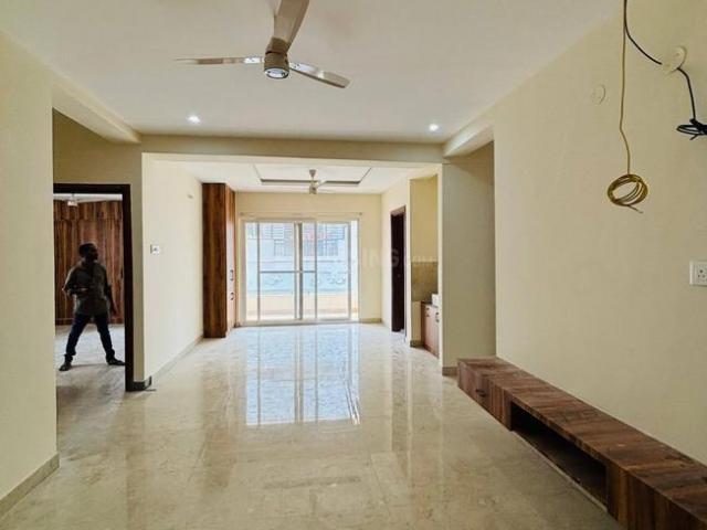 2 BHK Apartment in Miyapur for resale Hyderabad. The reference number is 20745725