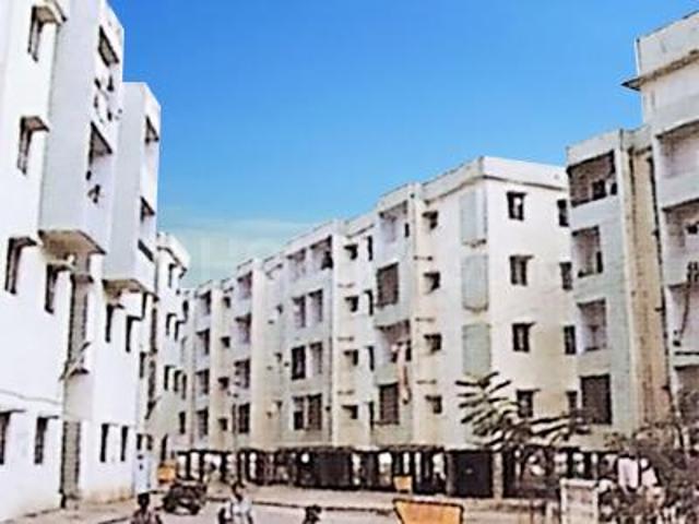 2 BHK Apartment in Miyapur for resale Hyderabad. The reference number is 21107023