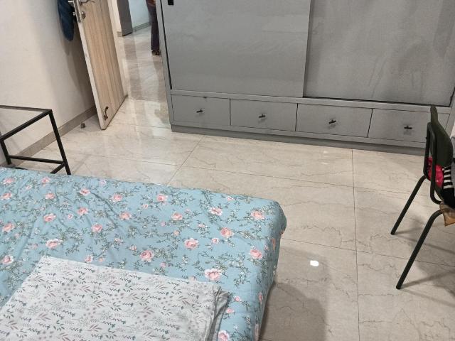 2 BHK Apartment in MIDC Industrial Area for rent Navi Mumbai. The reference number is 21267575