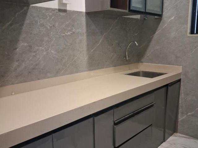 2 BHK Apartment in Mira Road East for rent Mira Bhayandar. The reference number is 17931587