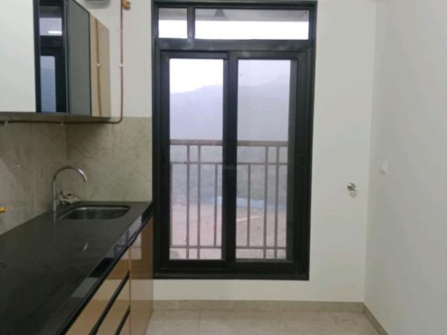 2 BHK Apartment in Mira Road East for rent Mira Bhayandar. The reference number is 18845275