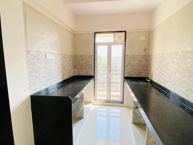 2 BHK Apartment in Mira Road East for rent Mira Bhayandar. The reference number is 20598585