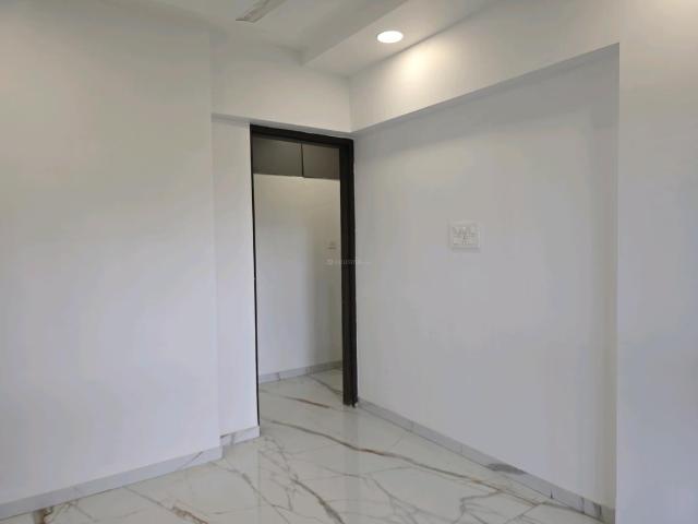 2 BHK Apartment in Mira Road East for rent Mira Bhayandar. The reference number is 20608720