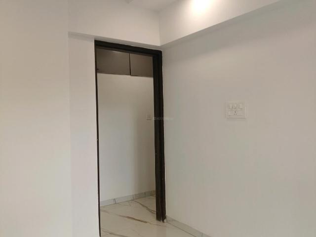 2 BHK Apartment in Mira Road East for rent Mira Bhayandar. The reference number is 20777316