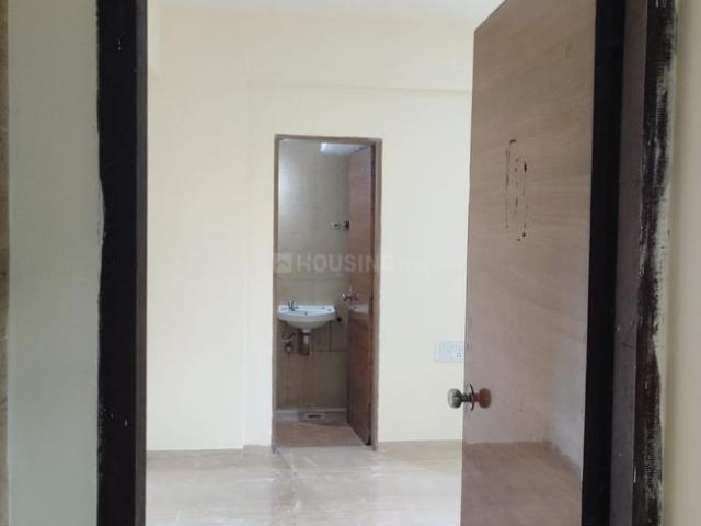 2 BHK Apartment in Mira Road East for rent Mira Bhayandar. The reference number is 20910271