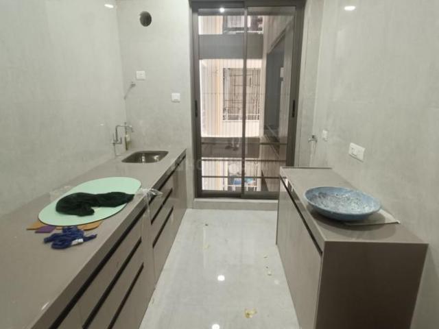 2 BHK Apartment in Mira Road East for rent Mira Bhayandar. The reference number is 20935667