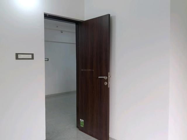 2 BHK Apartment in Mira Road East for rent Mira Bhayandar. The reference number is 20078852
