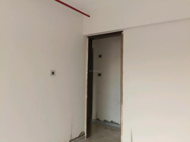 2 BHK Apartment in Mira Road East for rent Mira Bhayandar. The reference number is 20389991