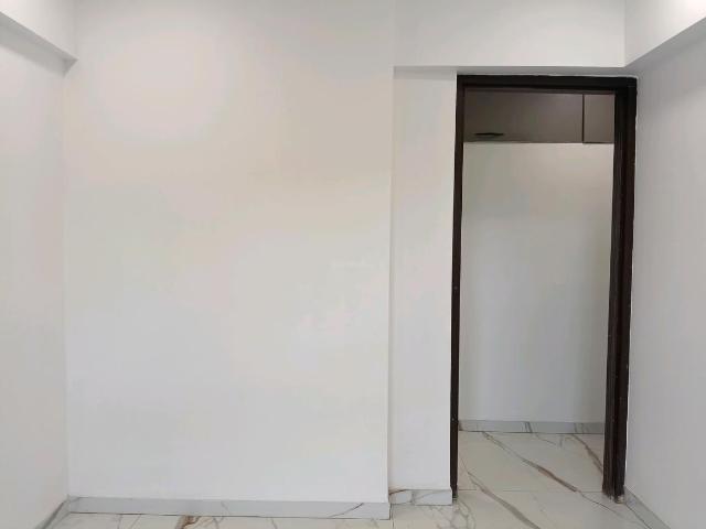 2 BHK Apartment in Mira Road East for rent Mira Bhayandar. The reference number is 21035016