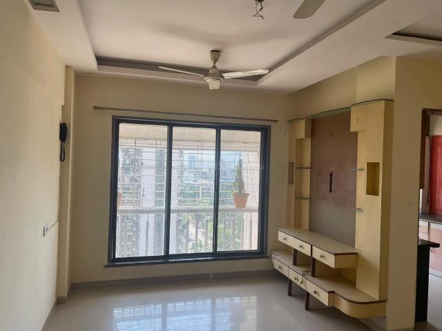 2 BHK Apartment in Mira Road East for rent Mira Bhayandar. The reference number is 21071176
