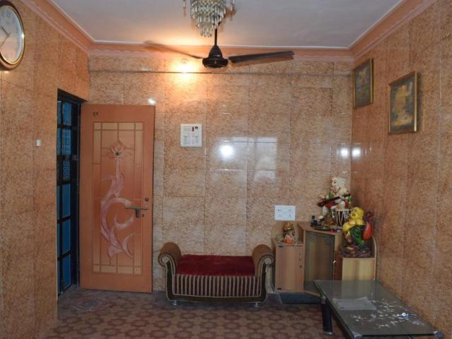 2 BHK Apartment in Mira Road East for resale Mira Bhayandar. The reference number is 7358838