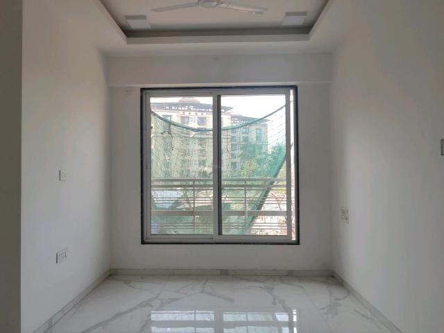 2 BHK Apartment in Mira Road East for resale Mira Bhayandar. The reference number is 13027309