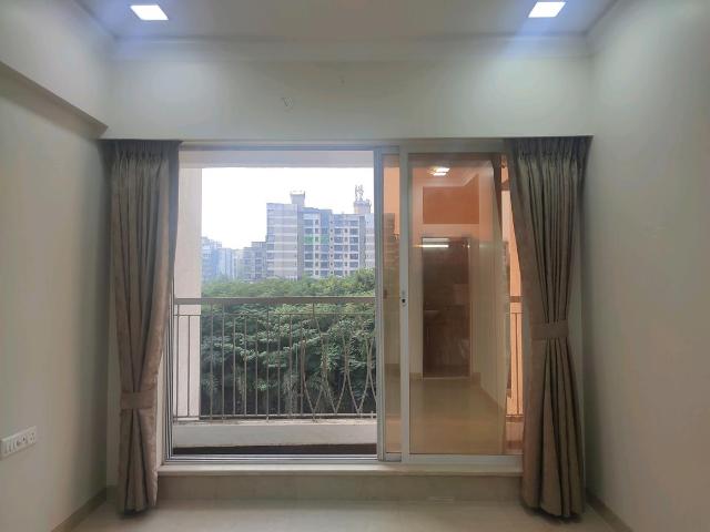 2 BHK Apartment in Mira Road East for resale Mira Bhayandar. The reference number is 13031031