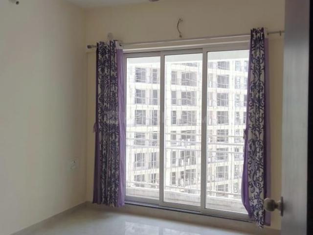 2 BHK Apartment in Mira Road East for resale Mira Bhayandar. The reference number is 15464198