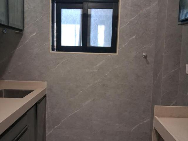 2 BHK Apartment in Mira Road East for resale Mira Bhayandar. The reference number is 16621348