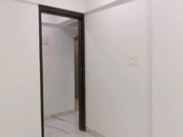 2 BHK Apartment in Mira Road East for resale Mira Bhayandar. The reference number is 18984934