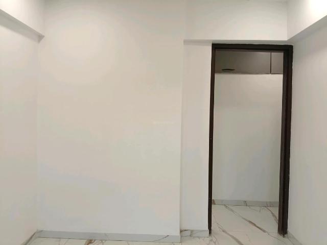 2 BHK Apartment in Mira Road East for resale Mira Bhayandar. The reference number is 19398472
