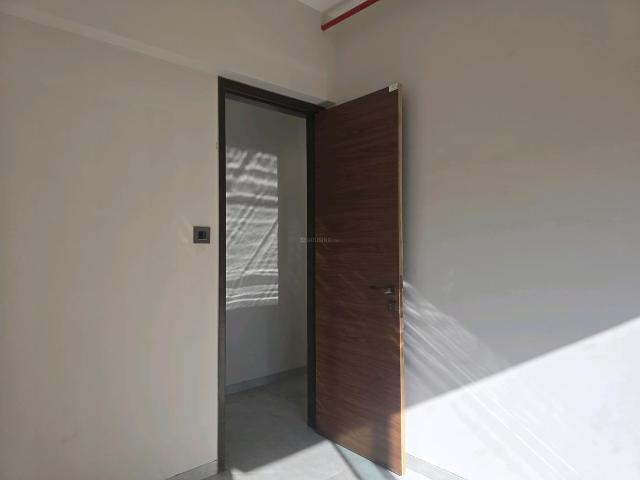 2 BHK Apartment in Mira Road East for resale Mira Bhayandar. The reference number is 19437439