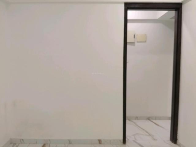 2 BHK Apartment in Mira Road East for resale Mira Bhayandar. The reference number is 20241298