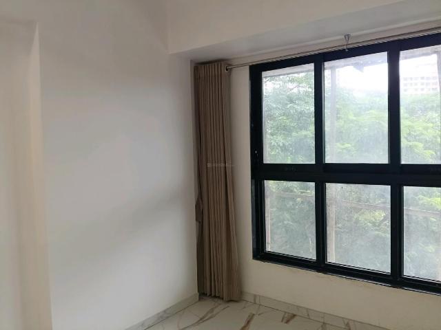 2 BHK Apartment in Mira Road East for resale Mira Bhayandar. The reference number is 20239247