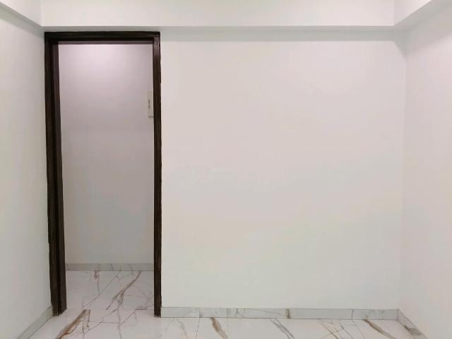 2 BHK Apartment in Mira Road East for resale Mira Bhayandar. The reference number is 20239318