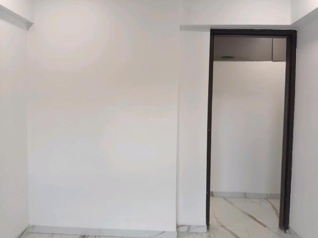2 BHK Apartment in Mira Road East for resale Mira Bhayandar. The reference number is 20239421