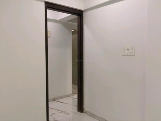 2 BHK Apartment in Mira Road East for resale Mira Bhayandar. The reference number is 20239631