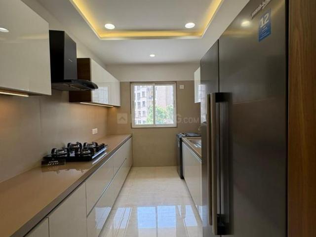 2 BHK Apartment in Mira Road East for resale Mira Bhayandar. The reference number is 20811806