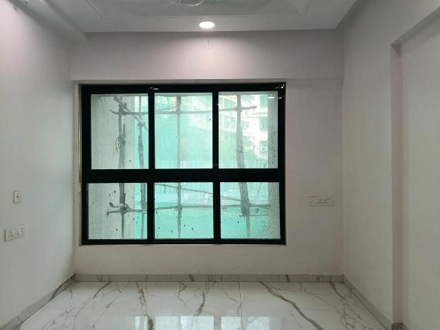 2 BHK Apartment in Mira Road East for resale Mira Bhayandar. The reference number is 20947446