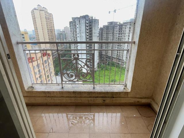 2 BHK Apartment in Mira Road East for resale Mira Bhayandar. The reference number is 20948659