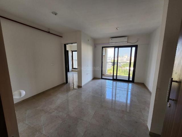 2 BHK Apartment in Mira Road East for resale Mira Bhayandar. The reference number is 21049300
