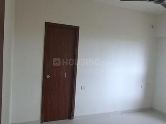 2 BHK Apartment in Mira Road East for resale Mira Bhayandar. The reference number is 21172306