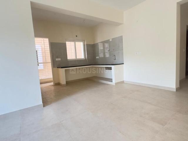 2 BHK Apartment in Mudichur for resale Chennai. The reference number is 21323993