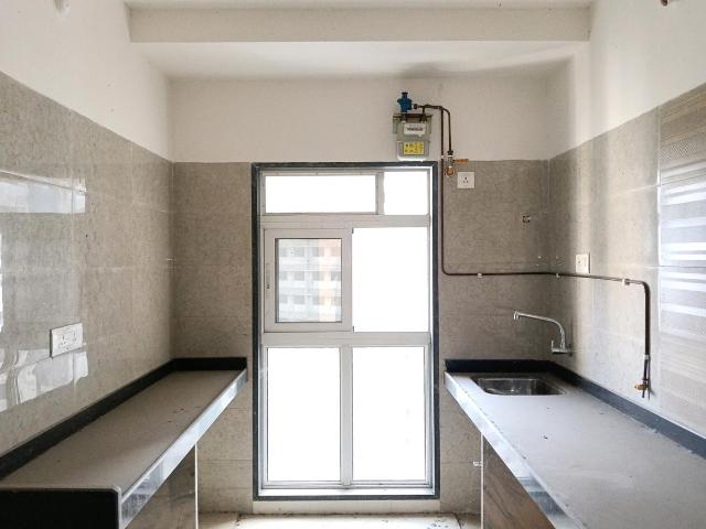 2 BHK Apartment in Mulund East for rent Mumbai. The reference number is 19328701