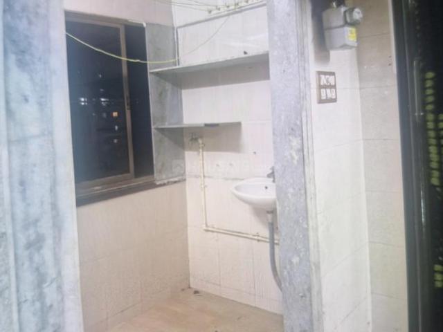 2 BHK Apartment in Mulund East for rent Mumbai. The reference number is 20479056