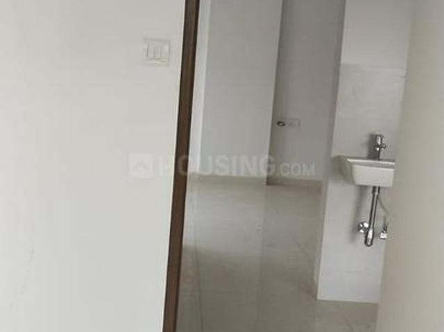 2 BHK Apartment in Mulund East for resale Mumbai. The reference number is 19283508