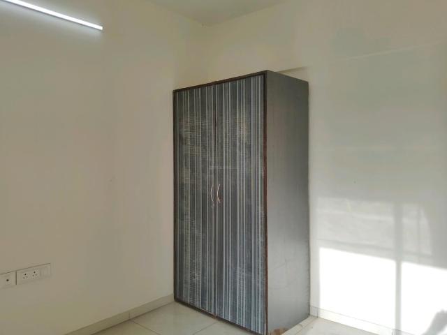2 BHK Apartment in Mulund West for rent Mumbai. The reference number is 17523891