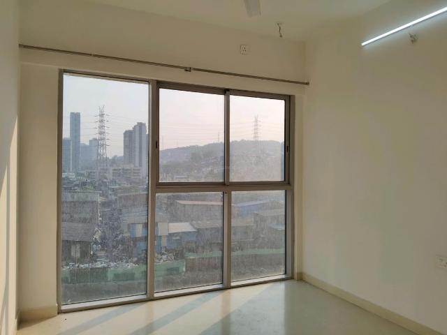 2 BHK Apartment in Mulund West for rent Mumbai. The reference number is 18805810