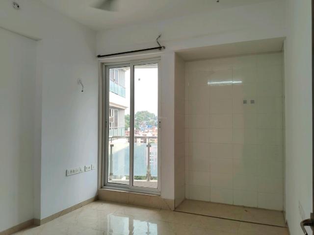 2 BHK Apartment in Mulund West for rent Mumbai. The reference number is 18805810