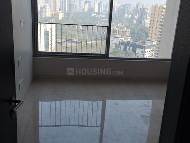 2 BHK Apartment in Mulund West for rent Mumbai. The reference number is 19227582