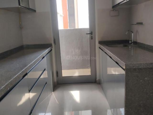 2 BHK Apartment in Mulund West for rent Mumbai. The reference number is 19379668