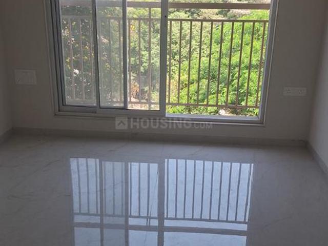 2 BHK Apartment in Mulund West for rent Mumbai. The reference number is 19811064