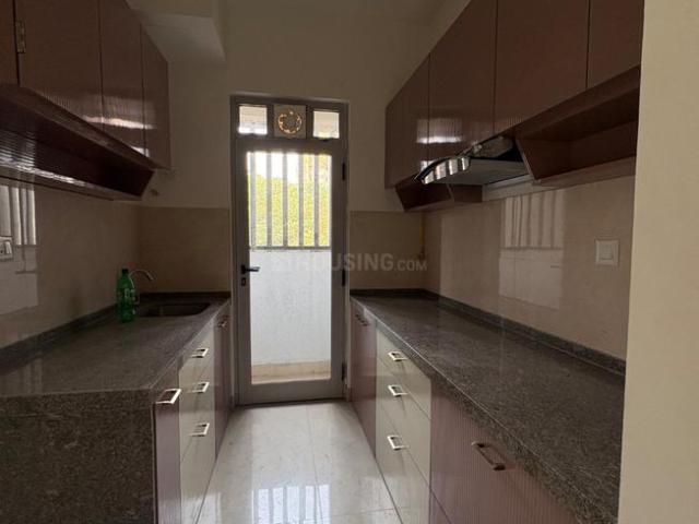 2 BHK Apartment in Mulund West for rent Mumbai. The reference number is 20124325