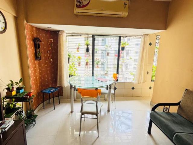2 BHK Apartment in Mulund West for rent Mumbai. The reference number is 20406060