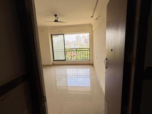 2 BHK Apartment in Mulund West for rent Mumbai. The reference number is 20466250