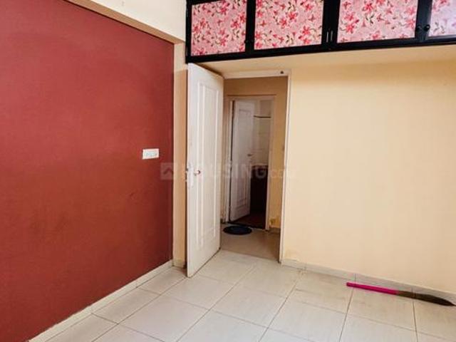 2 BHK Apartment in Mulund West for rent Mumbai. The reference number is 21157575