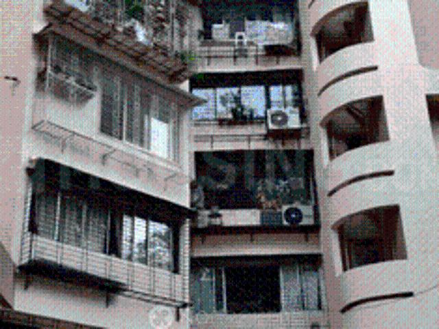 2 BHK Apartment in Mulund West for resale Mumbai. The reference number is 13550951
