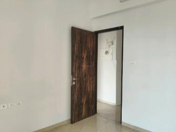 2 BHK Apartment in Mulund West for resale Mumbai. The reference number is 19321511