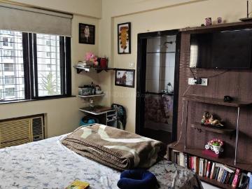 2 BHK Apartment in Mulund West for resale Mumbai. The reference number is 20534396